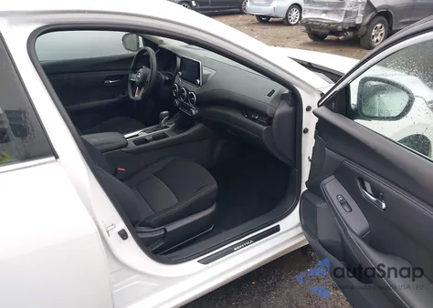 2024 Nissan Sentra Sv Xtronic Cvt from USA, damaged, VIN 3N1AB8CV6RY381122